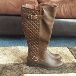 Brown wide calf quilted boots