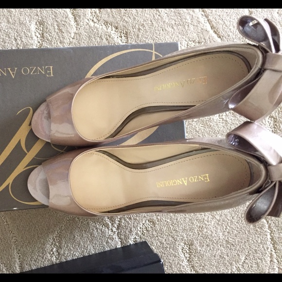 HP 🎉Enzo Angiolini Bowtie Heels - Picture 4 of 4
