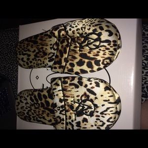 Victoria's Secret cheetah slippers new