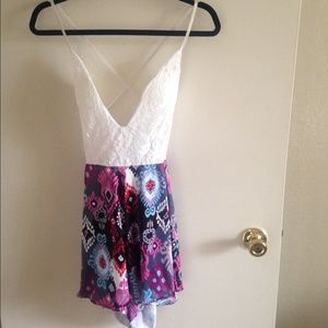 Lace patterned romper!