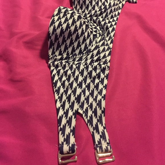 Bathing suit top - Picture 2 of 2