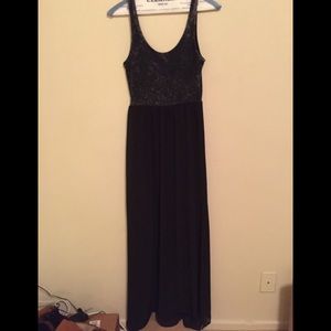 NWOT H&M Maxi Dress