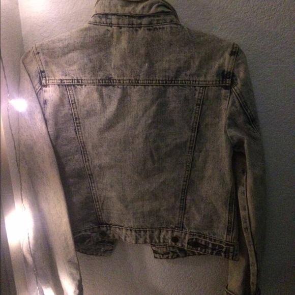 jean jacket - Picture 2 of 3
