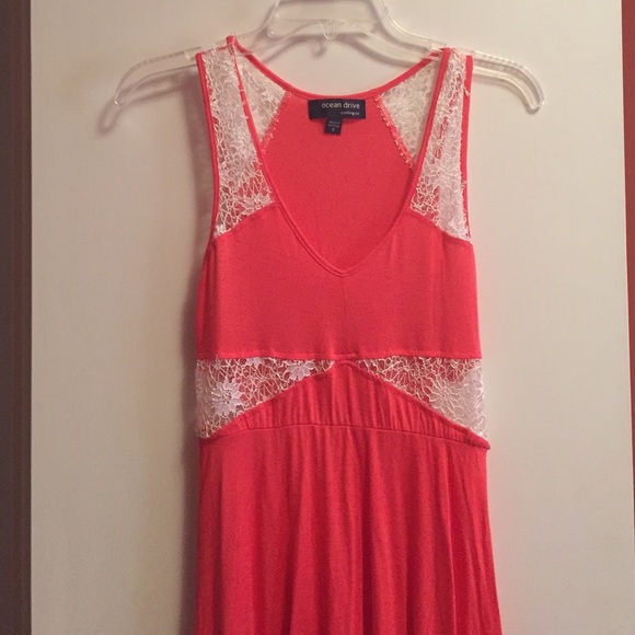 Pink lace short dress