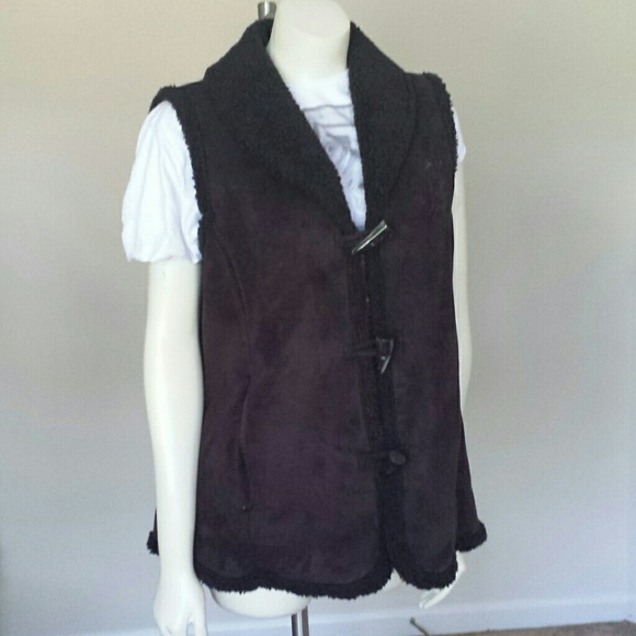 Black very comfy warm suede Vest