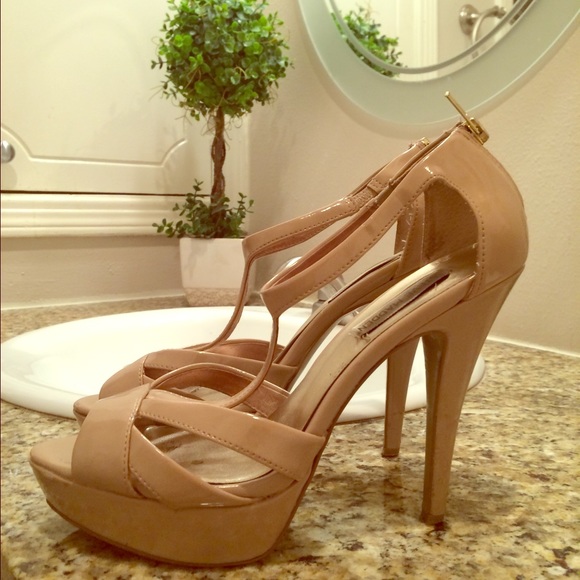 Steve Madden Patent Nude Platform Sandal