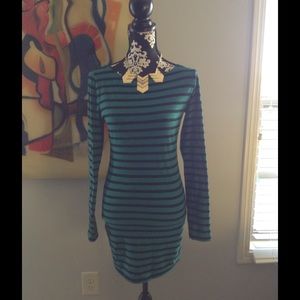 Dark turquoise body-con dress