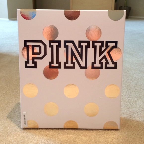 PINK Victoria's Secret Accessories - PINK Gift Box