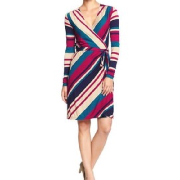 Old Navy Wrap Dress NWOT (bundle)