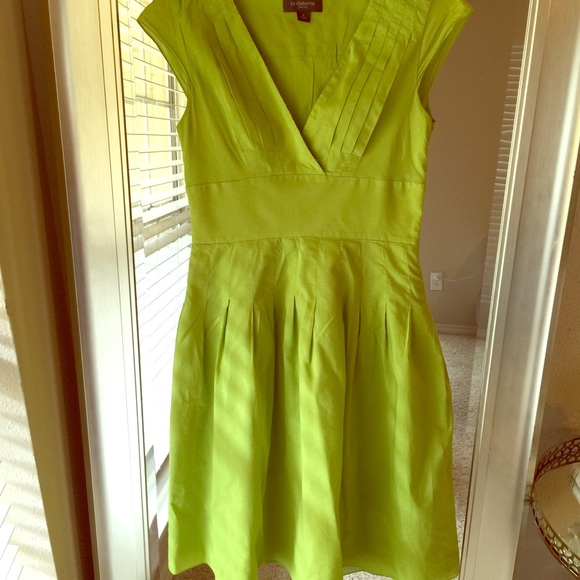 Green summer dress