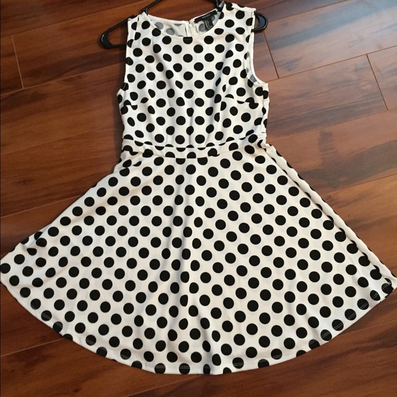 Dress with pokadot