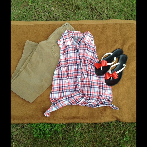 Striped crop tie up shirt