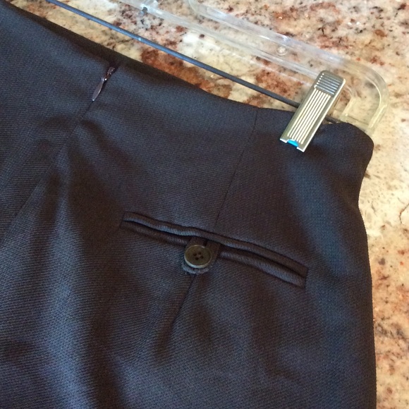 Chocolate brown skirt - Picture 2 of 3