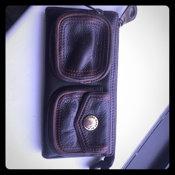 Marc Jacobs wallet clutch