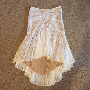 Bebe skirt