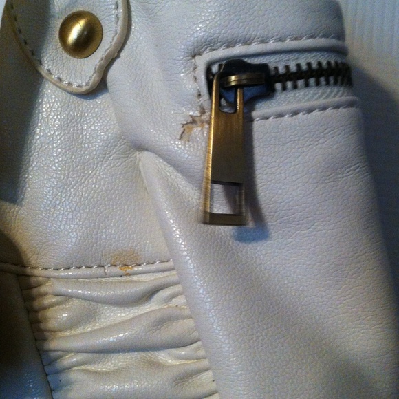 White Patent Leather Purse - Picture 3 of 3
