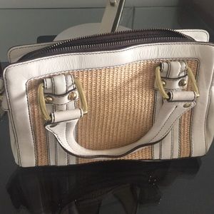 Just Lowered! 💲Banana Republic Satchel Purse