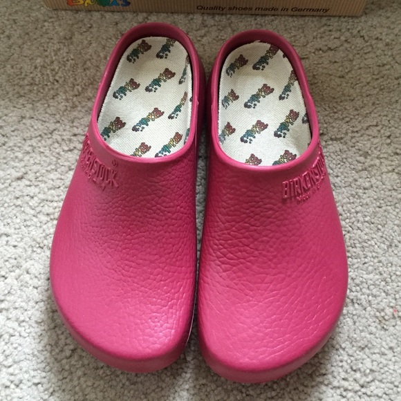 SOLD!  Berry Birkenstocks - Picture 2 of 4