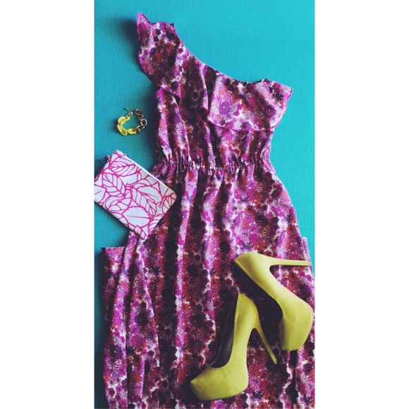 Dresses & Skirts - Outfit bundle: Spring Brights Edition (medium/8.5)