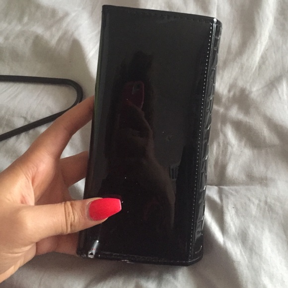 Wallet - Picture 2 of 3