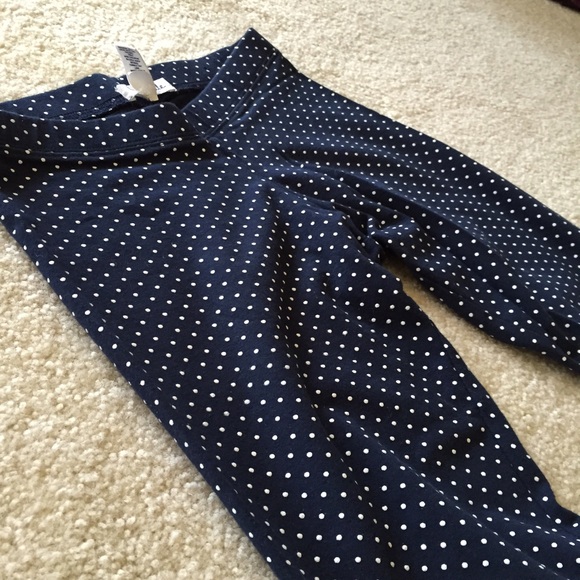 Aeropostale polka dot legging