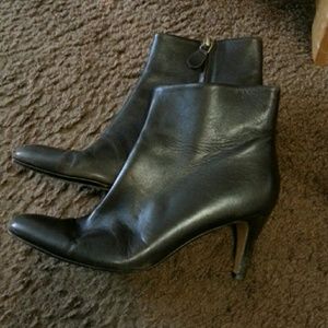 High heel boots