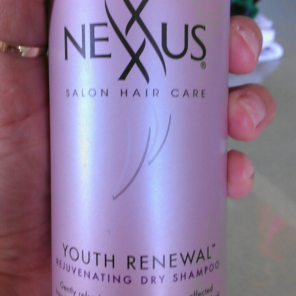 SOLD....2 new bottles dry shampoo