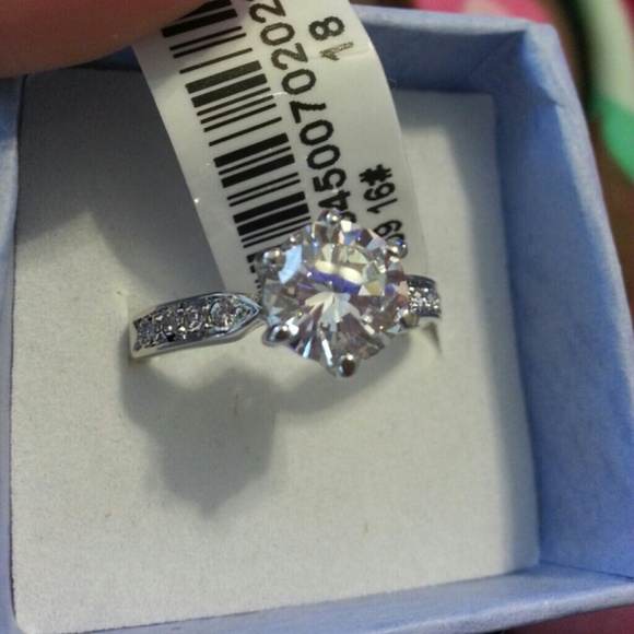 Swarovski Elements Jewelry - 18K White Gold Plated Swarovski Crystal Ring