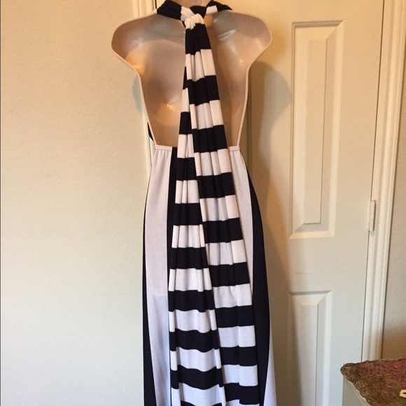 Darling Convertible Maxi Dress - Picture 2 of 4