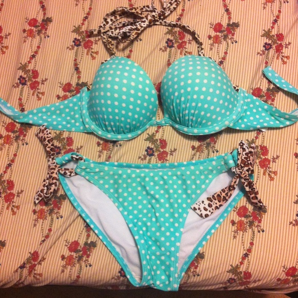 Bathing suit set