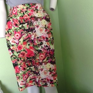 Flower pencil skirt