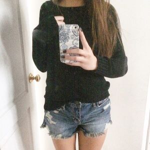 //Black Knit Sweater//