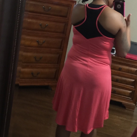 Spring summer dress - Picture 3 of 3