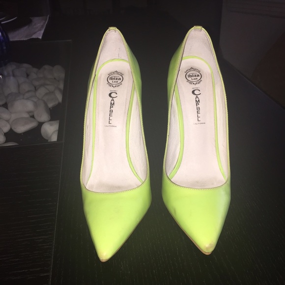๐๐HP๐๐Jeffrey Campbell Green Glo Pump - Picture 2 of 4