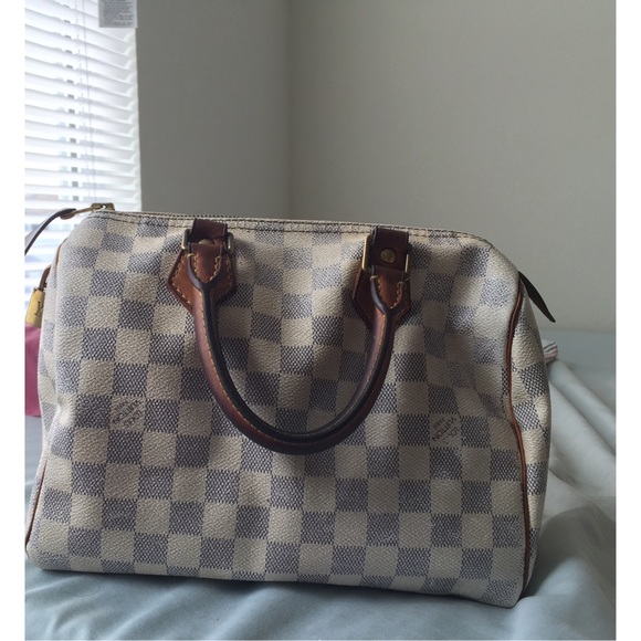 Louis Vuitton speedy