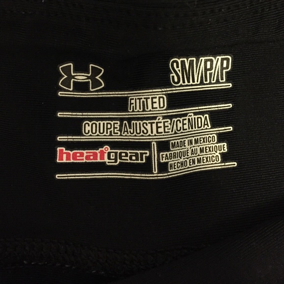 Lot of 2 Under Amour fitted heat gear shorts small - Picture 3 of 4