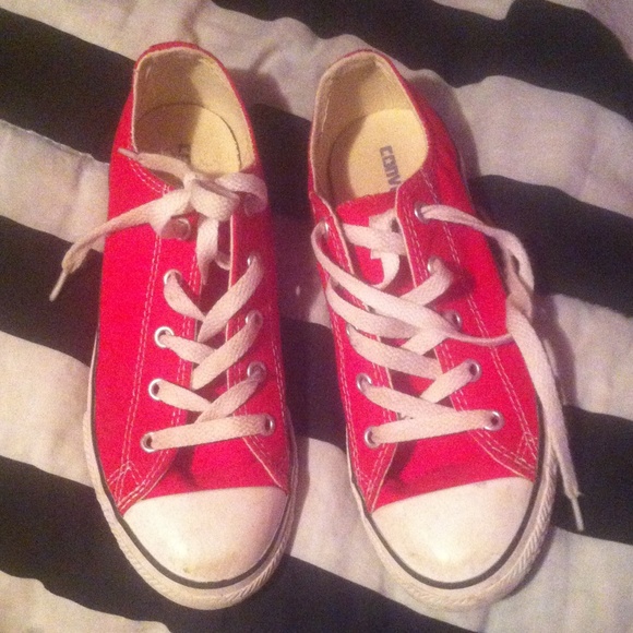 Red converse!