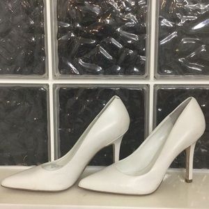 BCBG eneration⚪️