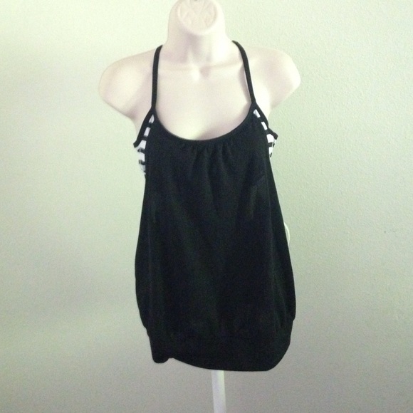 Trendy Strappy workout tank!