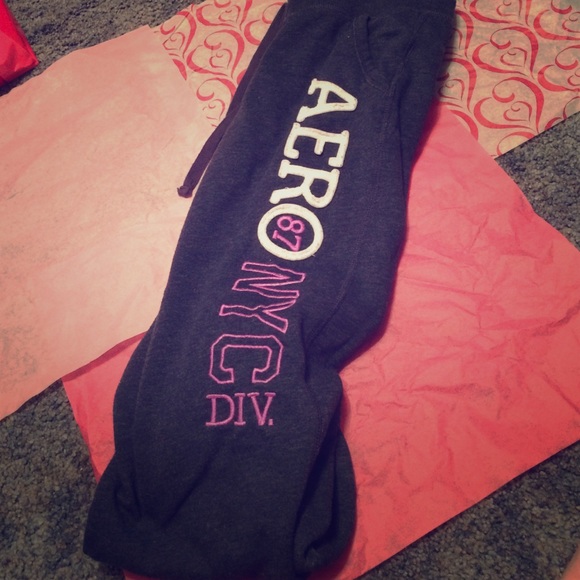 Sweatpants from aero