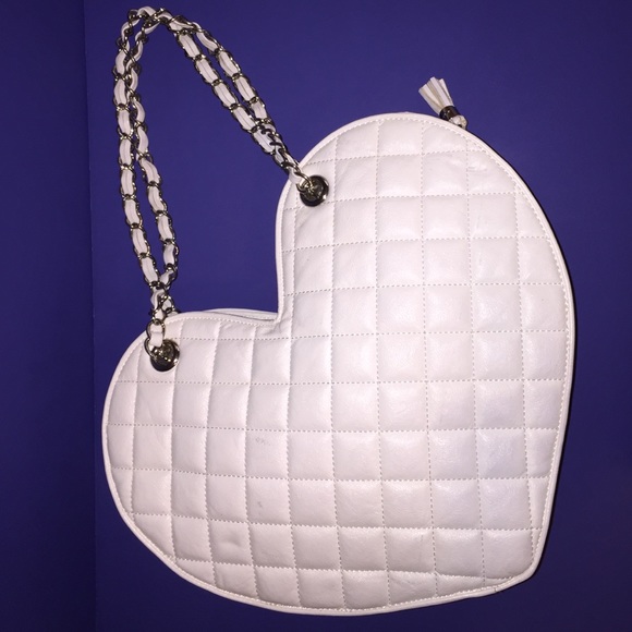 *RARE* WHITE Padded Leather BEBE Heart Tote - Picture 2 of 4
