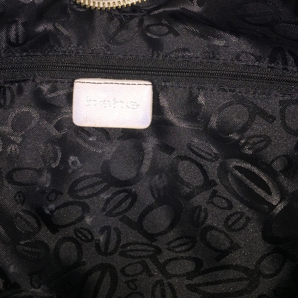 *RARE* WHITE Padded Leather BEBE Heart Tote - Picture 3 of 4