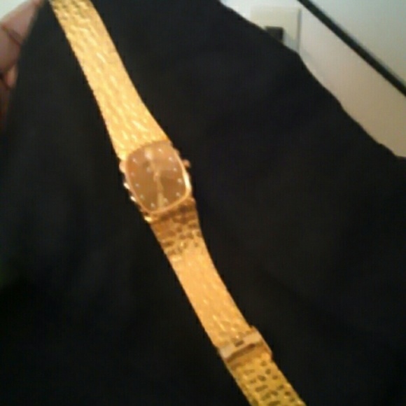 Men's gold Geneva Watch