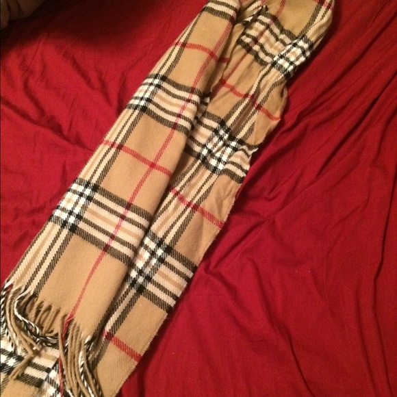 Scarf - Picture 2 of 2