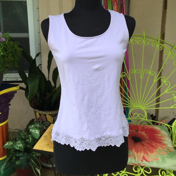 Tank tops - Picture 3 of 3