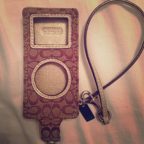 Coach iPod nano case