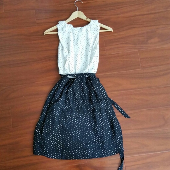 *sold* Ann Taylor Loft polka dot dress - Picture 2 of 4