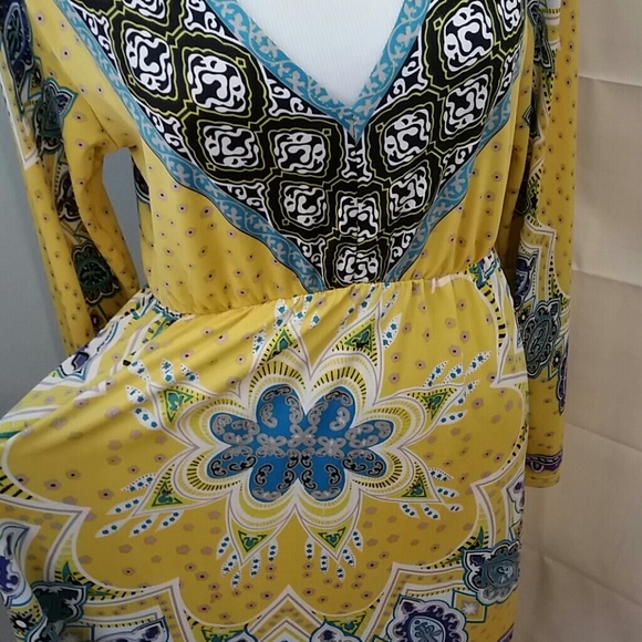 Yellow Abstract Dress - Picture 2 of 4