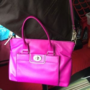 100% Authentic Kate Spade cross body or handbag.