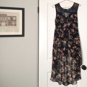 ⬇️LAST PRICE DROP ⬇️ Forever 21 high-low dress